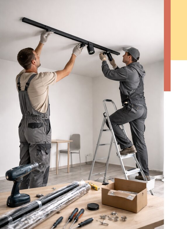 Установка трековых светильников в натяжной потолок в Верхней Пышме от 4309 руб. | ОТДЕЛОЧНИК-Врх